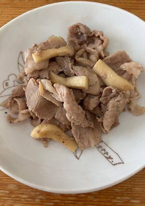豚こまとエリンギにんにく塩焼き-レシピのメイン写真