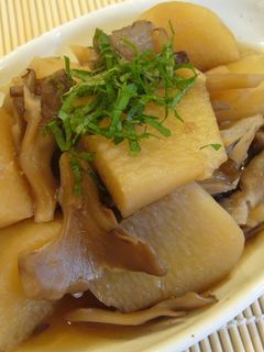 ほんのり梅風味♡長芋ときのこの煮物-レシピのメイン写真