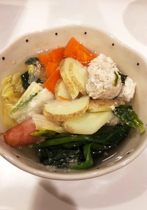 じゃがいも、鶏団子、鶏ガラだし鍋-レシピのメイン写真