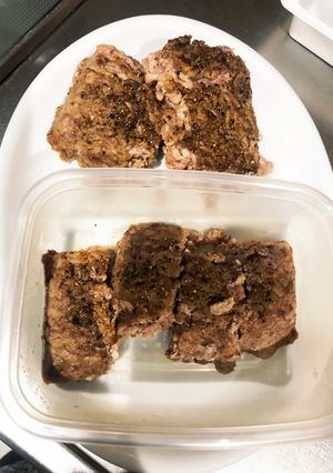 肉肉しいハンバーグ-レシピのメイン写真