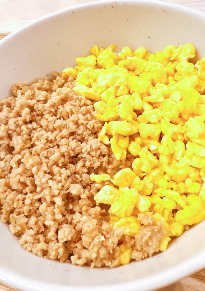 定番☆我が家のそぼろ丼-レシピのメイン写真