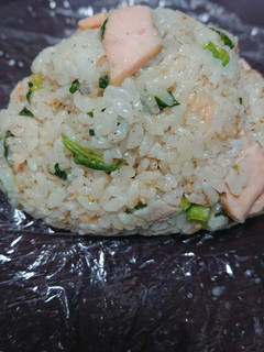 鮭とほうれん草チーズおにぎり-レシピのメイン写真