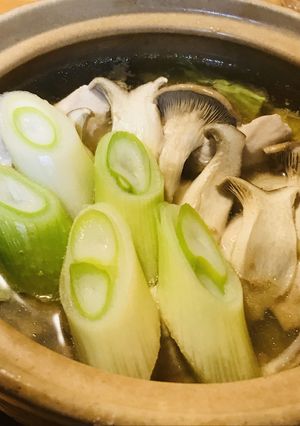 鶏肉とエリンギ＆長ネギのシンプル鍋-レシピのメイン写真