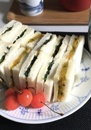 簡単　サンドイッチ　バターほうれん草-レシピのメイン写真