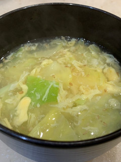 中途半端なキャベツで作る暖か卵スープ-レシピのメイン写真