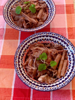 ごぼうと牛薄切り肉の赤ワイン煮-レシピのメイン写真