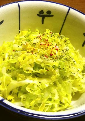 白菜の千切りサラダ　ウコンのドレッシング-レシピのメイン写真