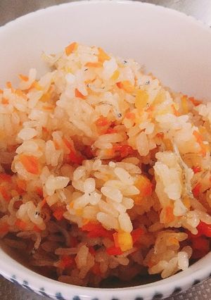 にんじんとちりめんじゃこの炊き込みご飯-レシピのメイン写真