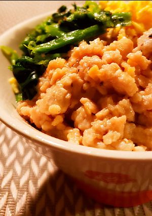味噌だれそぼろの三色丼-レシピのメイン写真