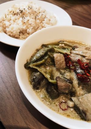 意外に簡単に出来るグリーンカレー-レシピのメイン写真