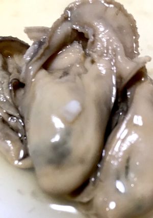 臭み0！ぷりっと美味しい牡蠣の簡単下処理-レシピのメイン写真