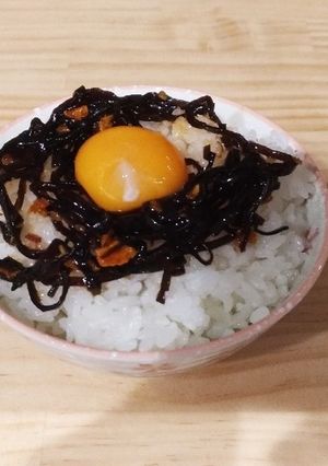 味付け昆布とラー油のTKG-レシピのメイン写真