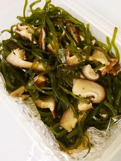 作り置き☆切り昆布と干し椎茸の煮物-レシピのメイン写真