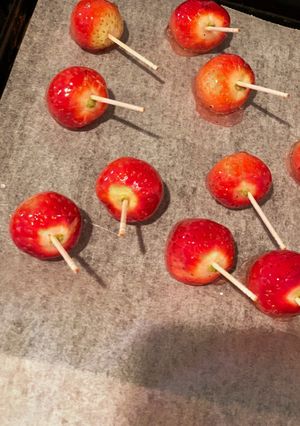 簡単いちご飴-レシピのメイン写真