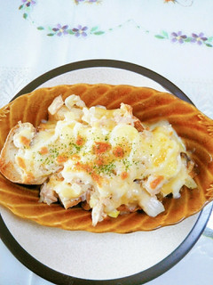 余りパンでツナメルト-レシピのメイン写真