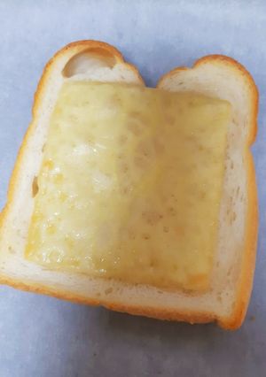 超簡単ほんのり甘いチーズトースト-レシピのメイン写真