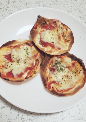 超超超簡単!餃子の皮でパリパリピザ-レシピのメイン写真