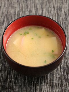簡単!ブロッコリースプラウトのお味噌汁-レシピのメイン写真