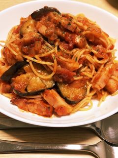 ナスとベーコンのガーリックトマトパスタ-レシピのメイン写真