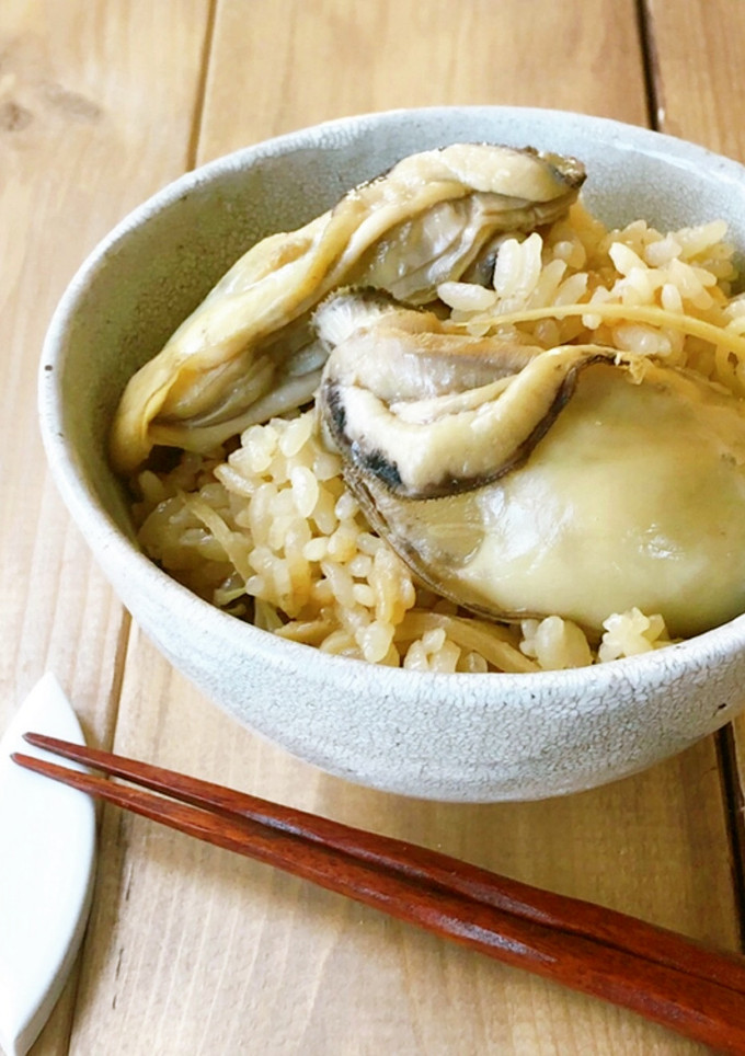 簡単♪牡蛎と生姜の炊き込みごはん-レシピのメイン写真