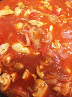 簡単!炒めて煮込むだけ♪鶏肉のトマト煮-レシピのメイン写真