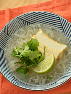 こんにゃく麺の簡単ダイエットフォー-レシピのメイン写真