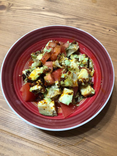 簡単!アボカド×トマトの食べラーサラダ-レシピのメイン写真