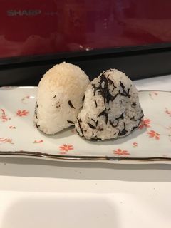 ひじきのおにぎり-レシピのメイン写真