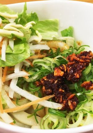 伊勢うどんで簡単ランチ 残り物を添えて〜-レシピのメイン写真