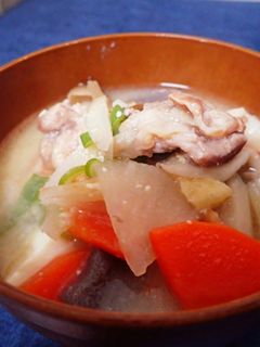 味噌汁ミックスで☆手抜きで濃コク豚汁!-レシピのメイン写真