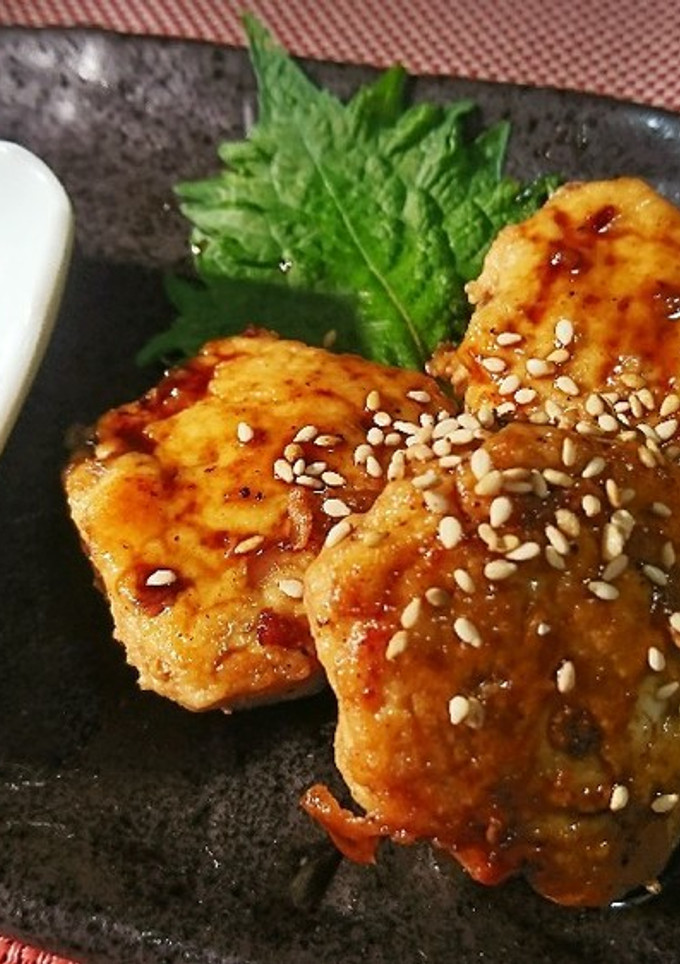 鶏つくねの照り焼き 卵の黄身添え-レシピのメイン写真