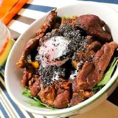 バルサミコ香る♪洋風豚角煮丼-レシピのメイン写真