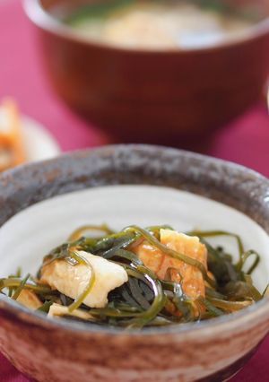 お弁当に!細切り昆布と竹輪の炒め物-レシピのメイン写真