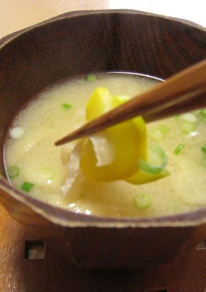 ズッキーニのお味噌汁-レシピのメイン写真