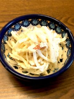 まるでツナ入り?簡単美味しい!大根サラダ-レシピのメイン写真