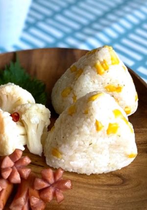 カオマンガイ飯☆コーンちょい足しおにぎり-レシピのメイン写真
