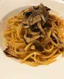 きのこの和風パスタ　黒トリュフ風味