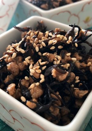 大豆肉の梅ひじき煮-レシピのメイン写真