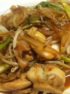 ご飯がすすむ!イカと野菜のキムチ炒め-レシピのメイン写真