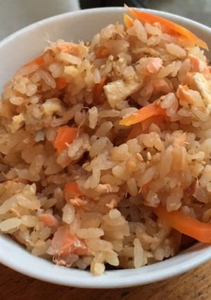シンプル☆鮭の炊き込みご飯-レシピのメイン写真