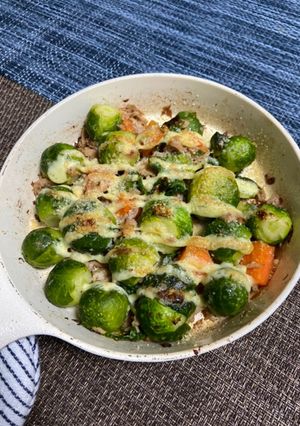 シャキシャキ芽キャベツのマヨネーズ焼き-レシピのメイン写真