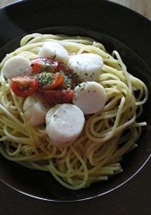 ホタテとトマトのペペロンチーノ-レシピのメイン写真