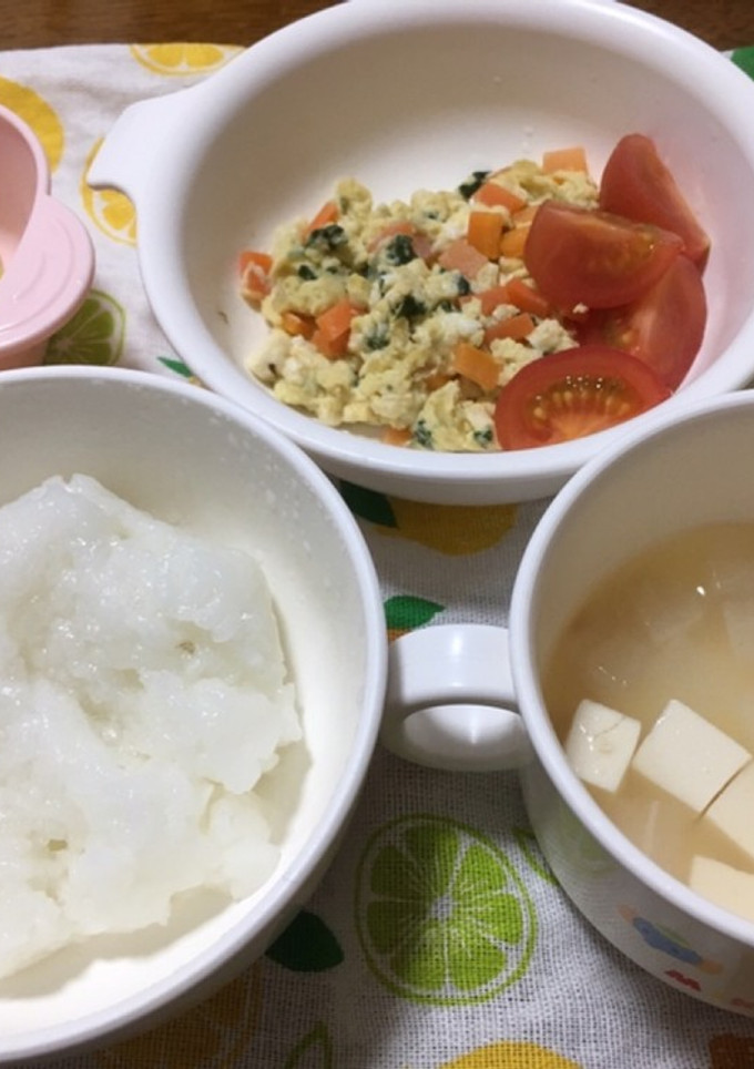 10ヶ月☆ごはん 炒り卵 味噌汁 果物-レシピのメイン写真