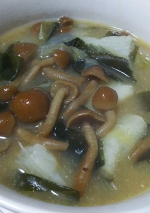 なめこの味噌汁-レシピのメイン写真