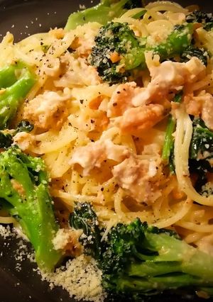 プロ直伝！鮭とブロッコリークリームパスタ-レシピのメイン写真