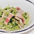 簡単時短!豆苗とベーコンのヘルシー温野菜