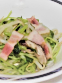 簡単時短!豆苗とベーコンのヘルシー温野菜-レシピのメイン写真