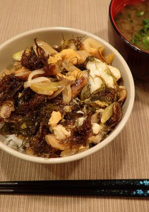 フノリの卵とじ丼-レシピのメイン写真
