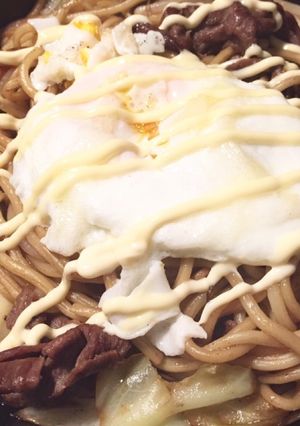 簡単、目玉焼き焼きそば-レシピのメイン写真