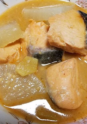 鮭と大根の味噌煮-レシピのメイン写真